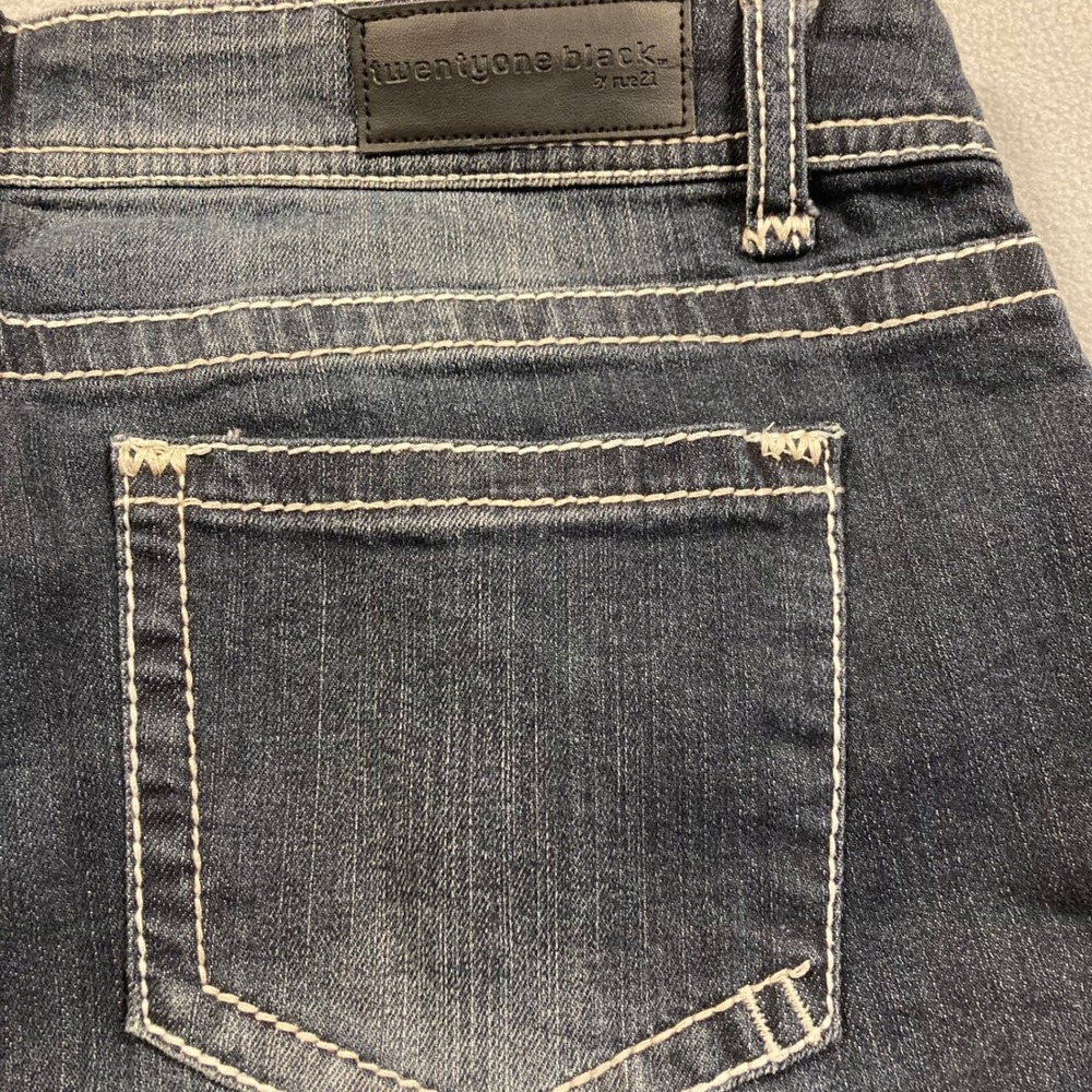twentyone black Jeans Womens 15/16 Blue Straight Mid Rise Distressed Dark Wash - Picture 7 of 8